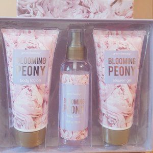 Bath&Body Peony Spa set